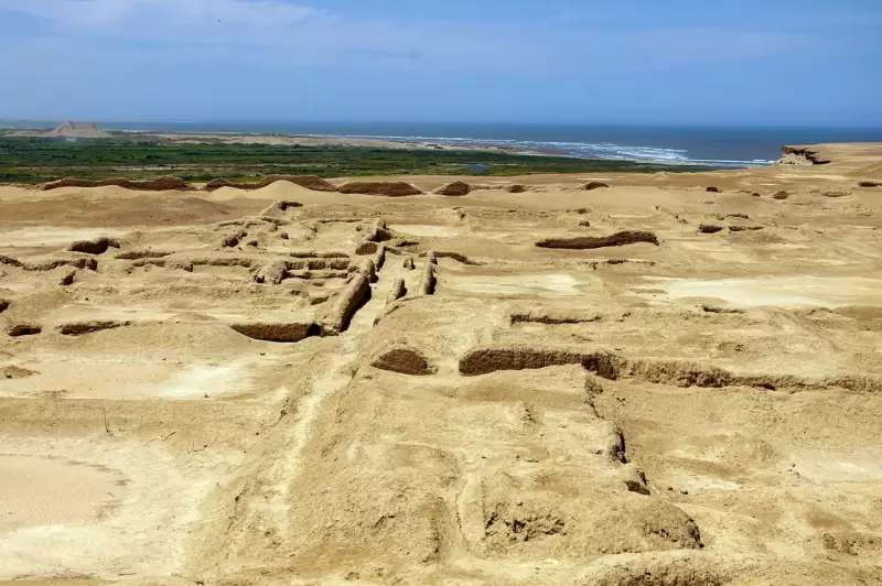 Complejo Arqueológico de Pakatnamú