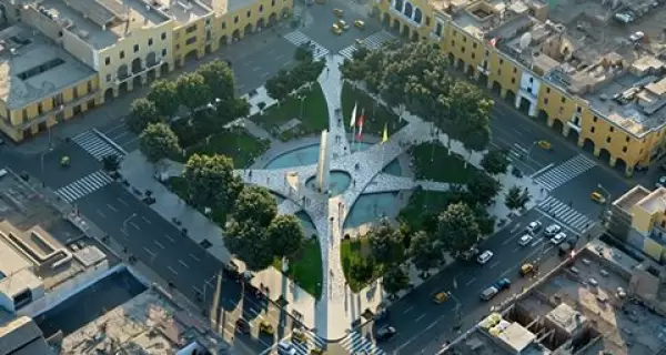 Plaza de armas, Ica