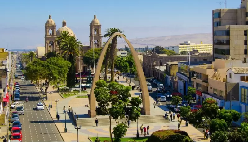 Ciudad Heroica Tacna, Perú