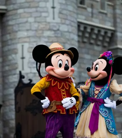 Consejos pr�cticos para aprovechar cada d�a en los parques de Disney.