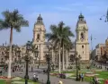 La Plaza de Armas de Lima es el punto fundacional de la ciudad y uno de los espacios hist�ricos m�s emblem�ticos del Per�.