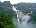 La Selva Alta peruana combina bosques densos, r�os y cataratas que invitan al descanso y la aventura.