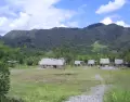 El turismo sostenible en Per� promueve experiencias que protegen la naturaleza y apoyan a las comunidades locales.