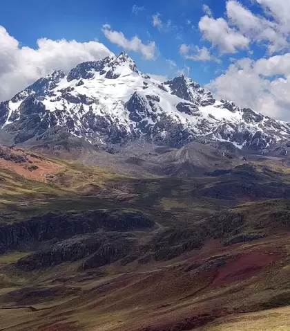 La Sierra Norte del Per� re�ne paisajes naturales, pueblos tradicionales y rutas llenas de historia.