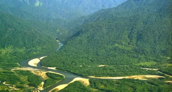 Ja�n combina clima tropical, naturaleza exuberante y una fuerte identidad cafetera en el norte del Per�.