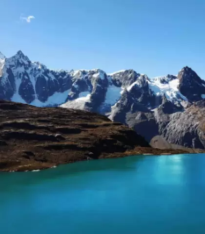 Huaraz ofrece lagunas turquesas, monta�a y aire fresco, ideal para escapar del calor en verano.