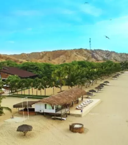 La Costa Norte ofrece playas amplias y tranquilas ideales para viajar en familia durante febrero.