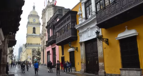 El Centro Hist�rico de Lima combina patrimonio, cultura y paseos urbanos ideales para el verano.