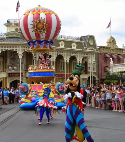 Febrero es uno de los mejores meses para viajar a Disney desde Per� por clima y menor afluencia.