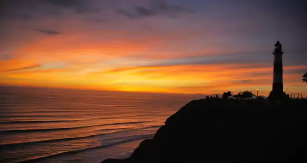 Lima ofrece escenarios ideales para celebrar San Valent�n con paseos, gastronom�a y atardeceres frente al mar.