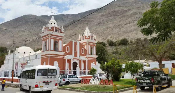 Lunahuan� combina r�o, bodegas y aventura en uno de los valles m�s accesibles desde Lima.