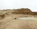 Templo del Sol en el Santuario de Pachac�mac, entre su caracter�stico paisaje des�rtico