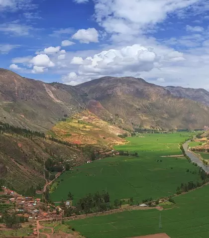 Entre monta�as y pueblos andinos, el Valle Sagrado se puede recorrer a tu propio ritmo.