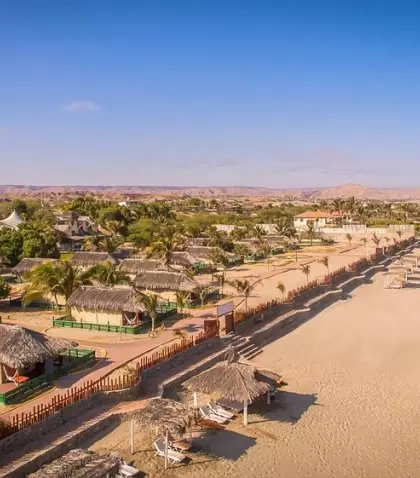 Bungalows frente al mar en Vichayito.