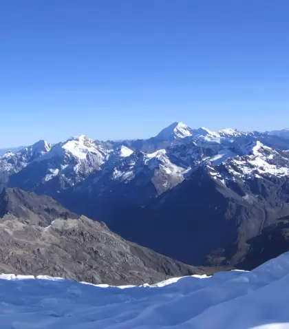 Cordillera Blanca en mayo: cielos despejados, rutas secas y trekking en condiciones ideales.
