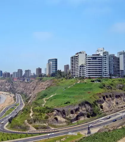 Miraflores mezcla mar y ciudad, donde el presupuesto depende mucho de tus decisiones.