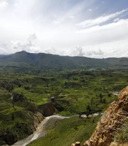 Ca��n del Colca m�s verde y tranquilo: abril cambia el paisaje y la experiencia.