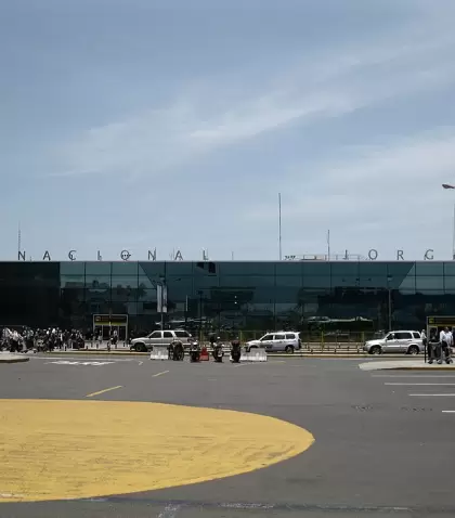 El Aeropuerto Jorge Ch�vez, punto de llegada a una ciudad donde conviene moverse con estrategia.