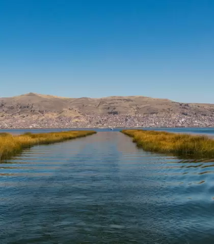 El Lago Titicaca, donde el fr�o nocturno sorprende apenas cae el sol.