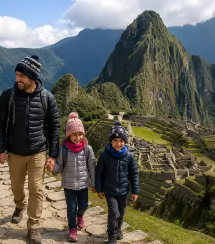 Visitar Machu Picchu con ni�os puede ser una experiencia inolvidable si se planifican bien los horarios, los traslados y los tiempos de descanso.