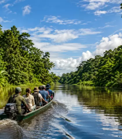 R�os navegables, selva verde y m�s oportunidades para observar fauna.