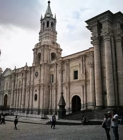Entre arquitectura colonial, gastronom�a y paisajes andinos, Arequipa brilla durante el invierno.